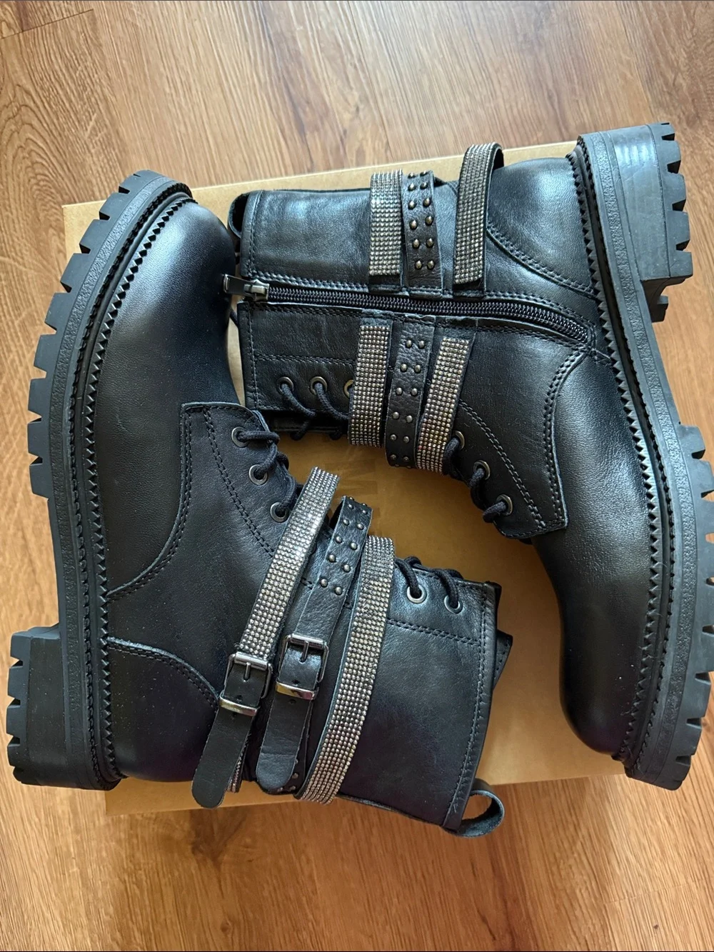 Steve Madden Black Studded Combat Boots - Women’s Stylish Leather Lace-Up
